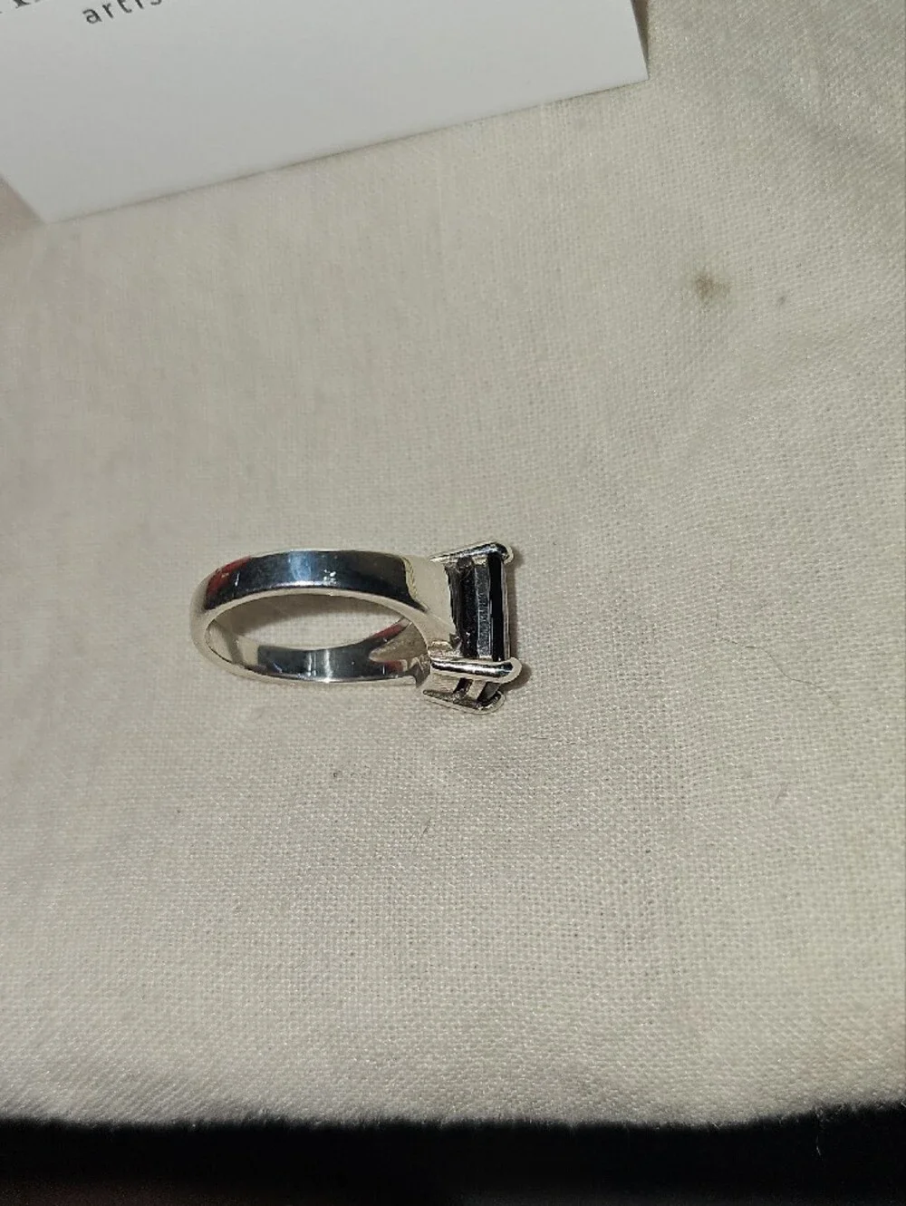 RETIRED James Avery Sterling Silver Bella Ring Garnet Size 8 Mint Condition